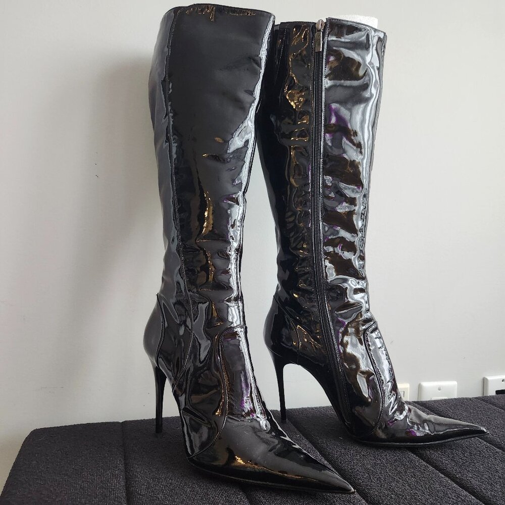 Gorgeous winter below the knee boots - Picture 4 of 4